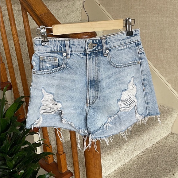 Zara Distressed Light Blue High Rise Denim Shorts 26 - Picture 2 of 6